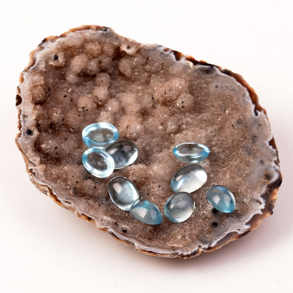 TOPAZ TAŞI
